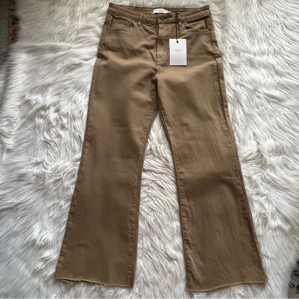 NWT HIDDEN LOS ANGELES Jeans Women 31x28 HAPPI Ultra High Rise Crop Flare Tan